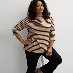 Croft and Barrow from Kohls Light Blue Wide Striped 3/4 Sleeve Shirt XL